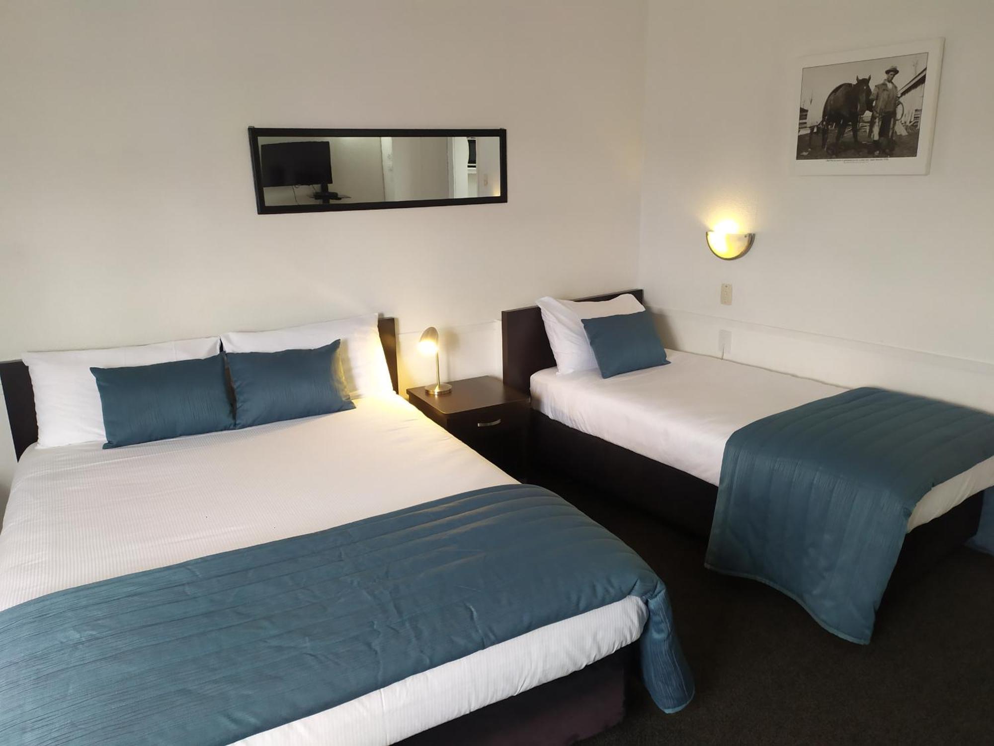 Alexander Motel Таумарунуи Екстериор снимка